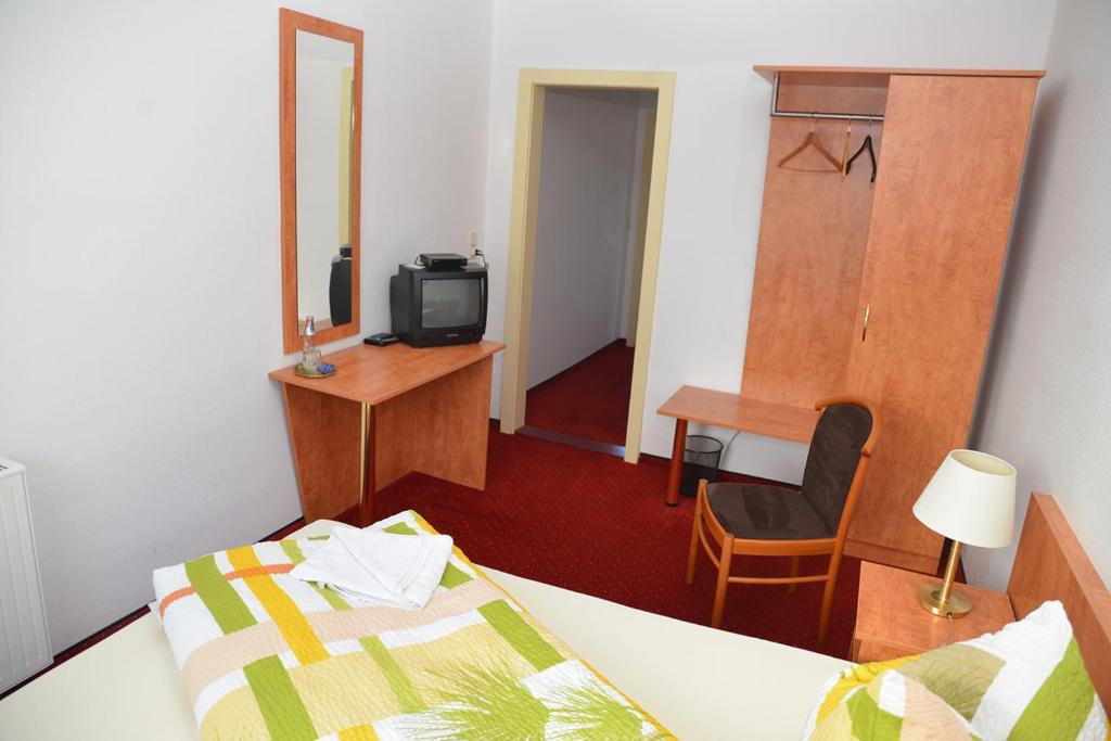 לינה וארוחת בוקר הלברשטאדט Haus Sankt Florian חדר תמונה